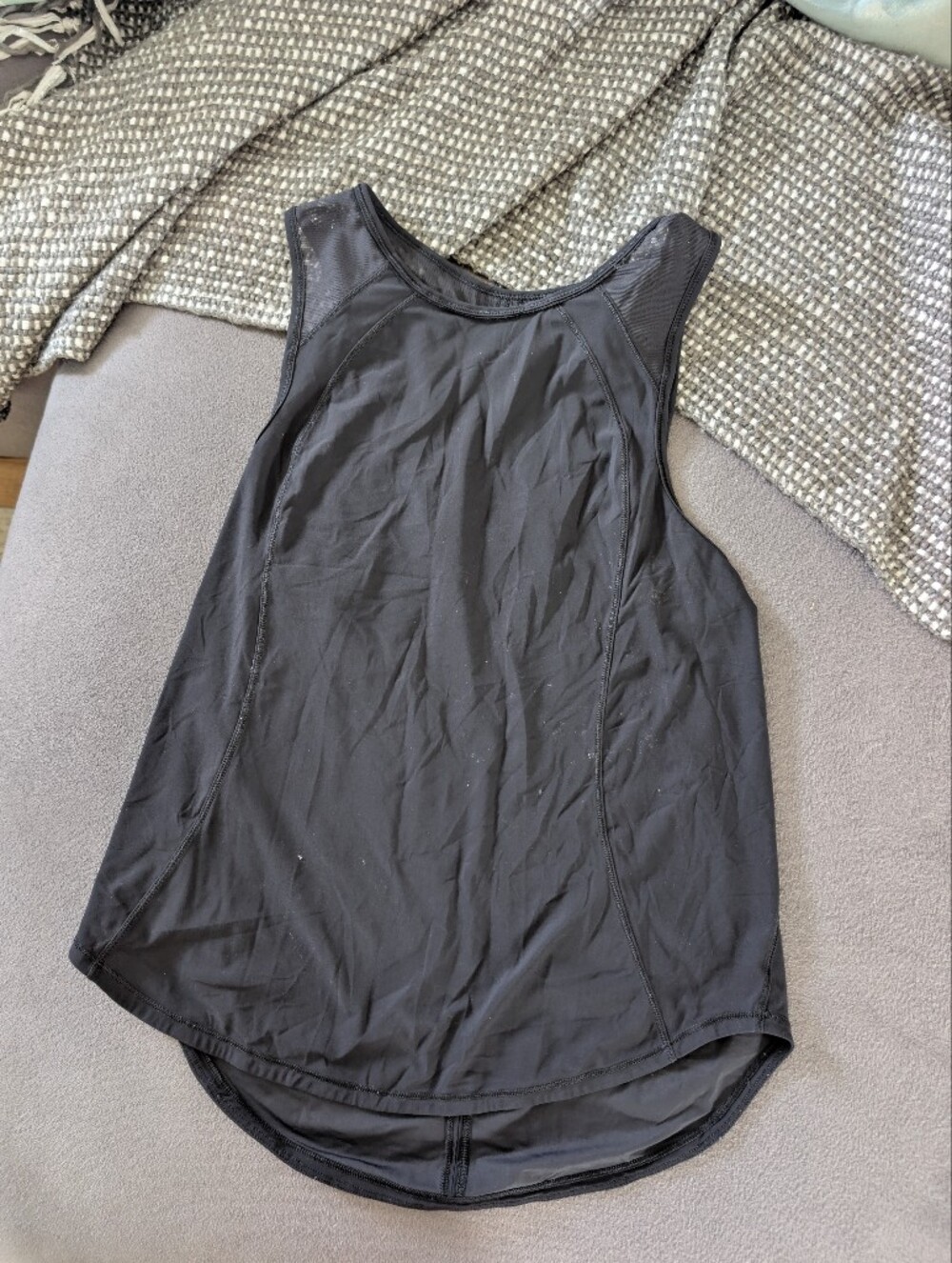 Lululemon Black Women's Athletic Tank Top - Lightweight Performance